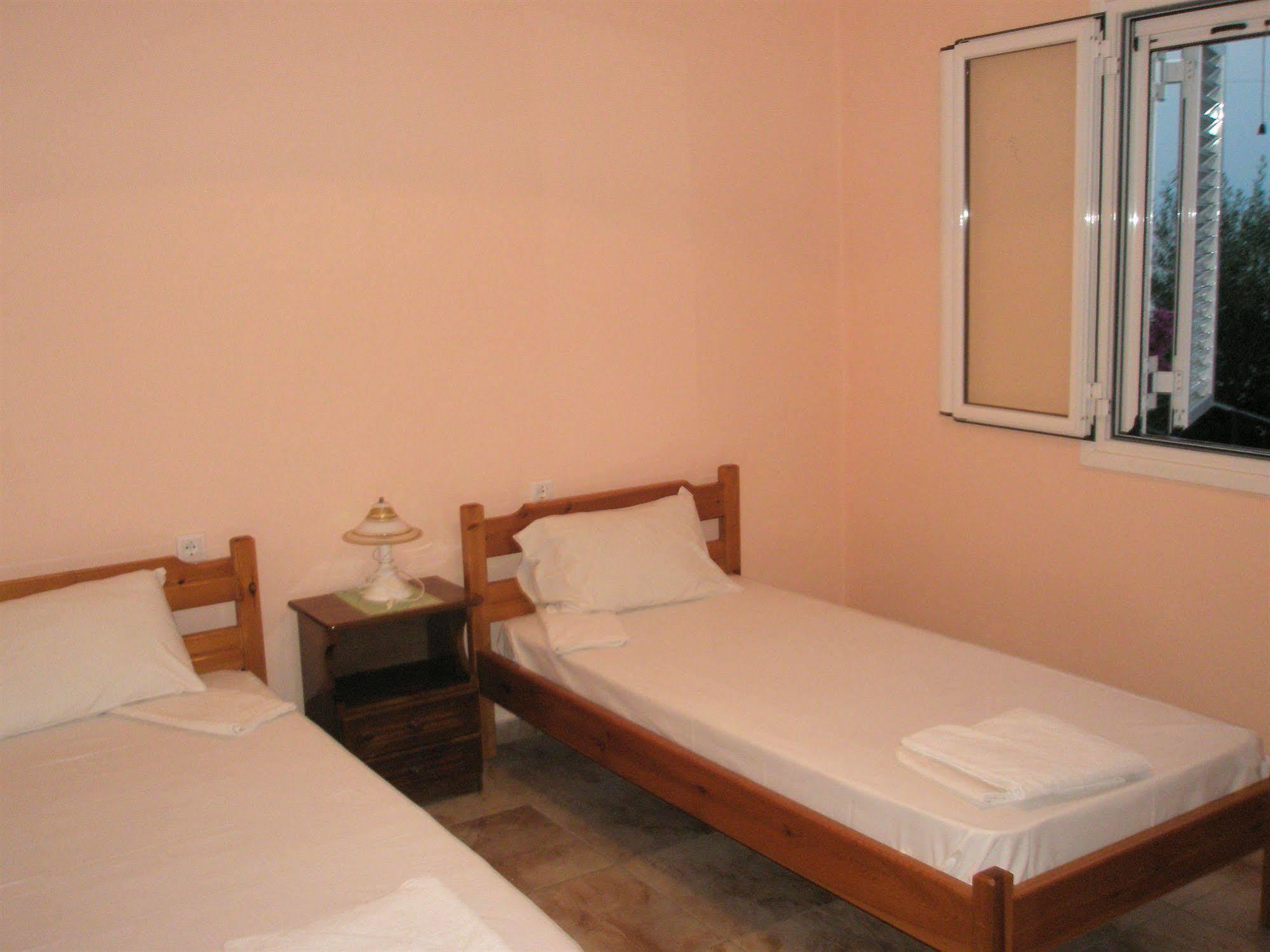Faliraki Apartments Benitses  Buitenkant foto
